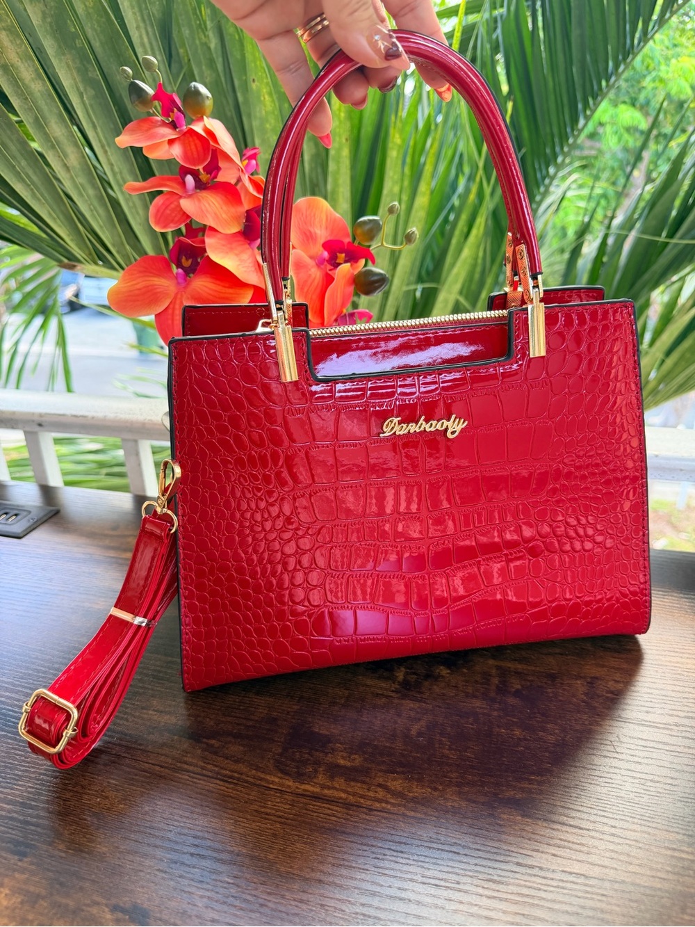 Elegant women’s handbag